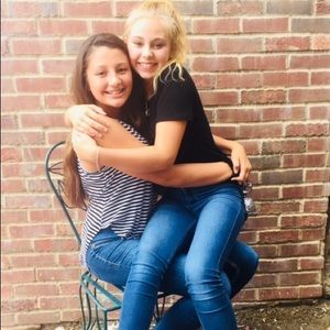 Meet your Posher, Lily